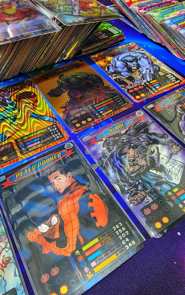 Spider-Man Heroes & Villains (2008) -  Huge Collection (Approx. 600 Cards)