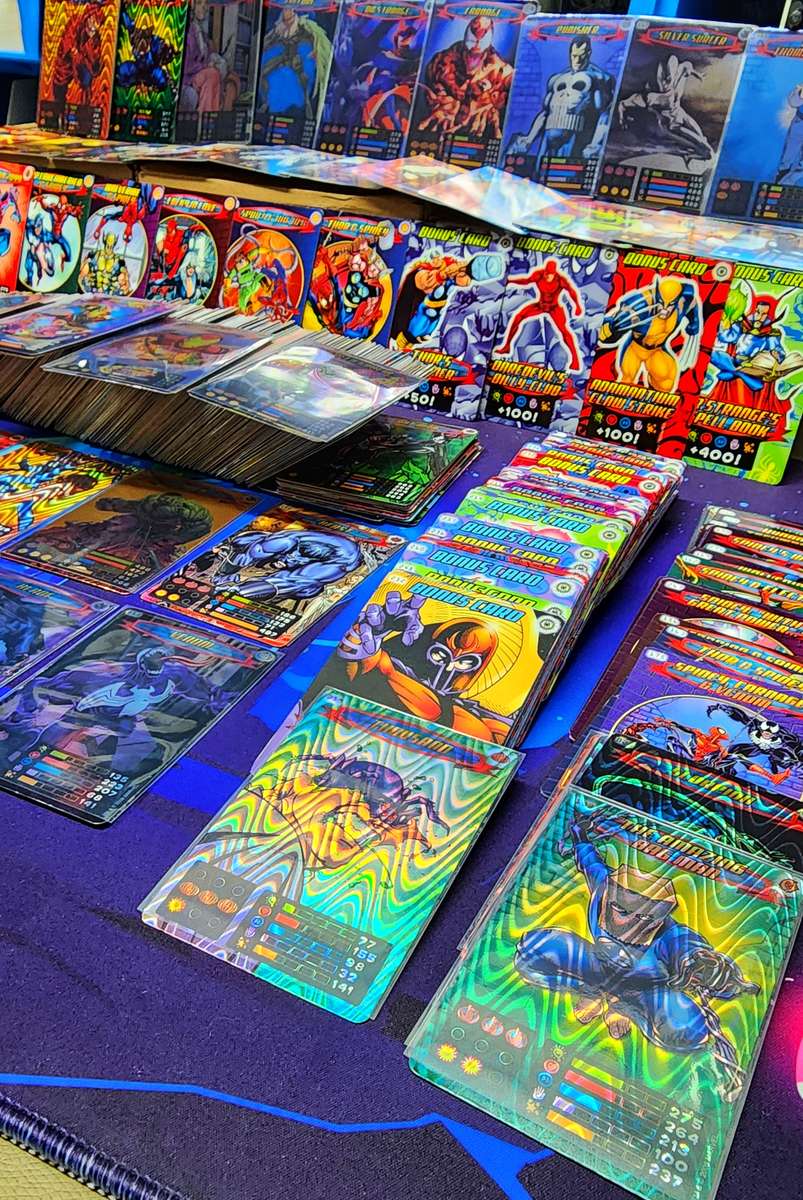 Spider-Man Heroes & Villains (2008) -  Huge Collection (Approx. 600 Cards)