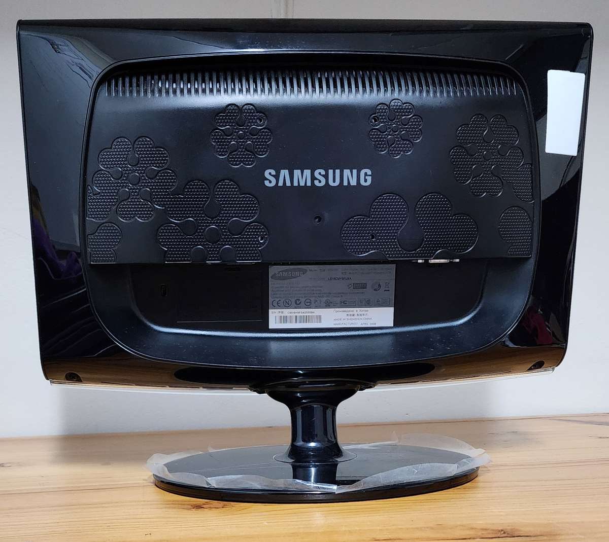 Samsung SyncMaster 633NW 16.0" Wide Screen LCD Monitor 633NW