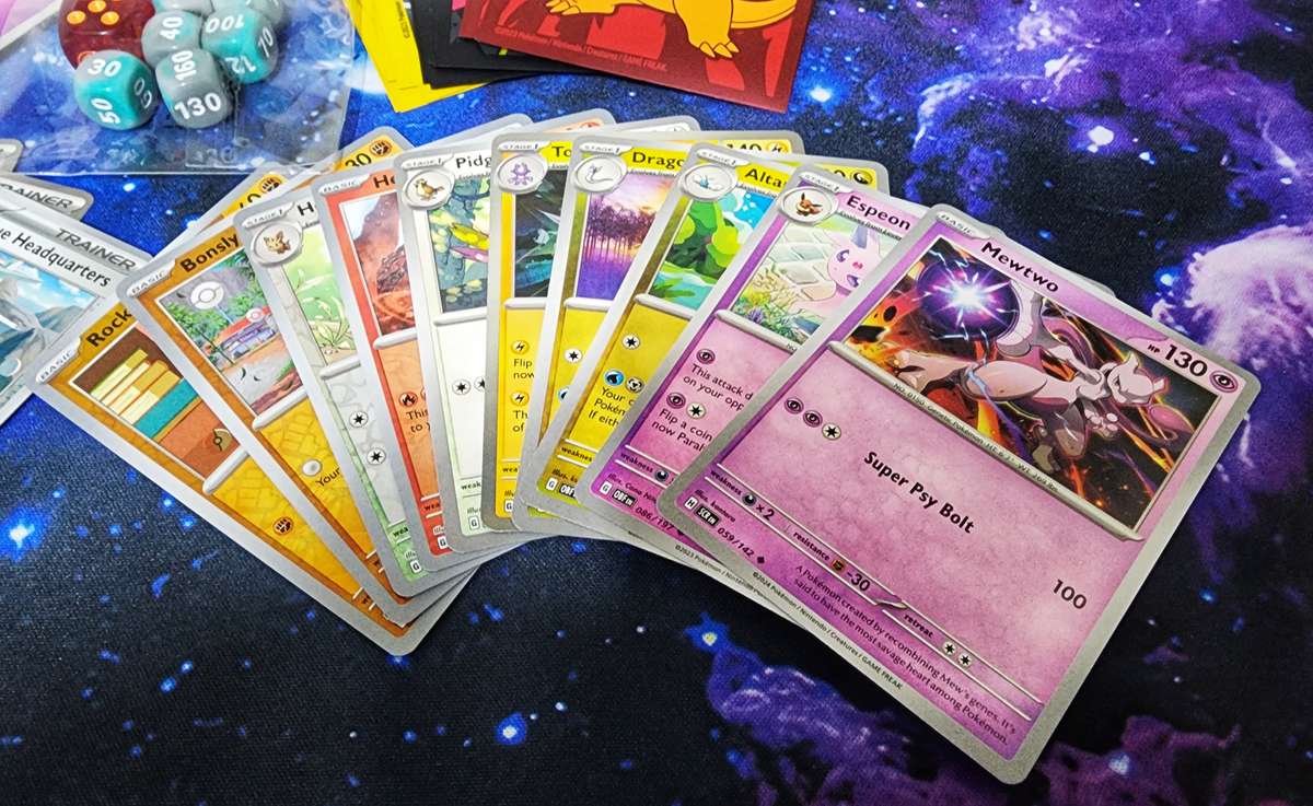 Charmander SVP044 Illustration Rare Promo - Pokemon Bundle