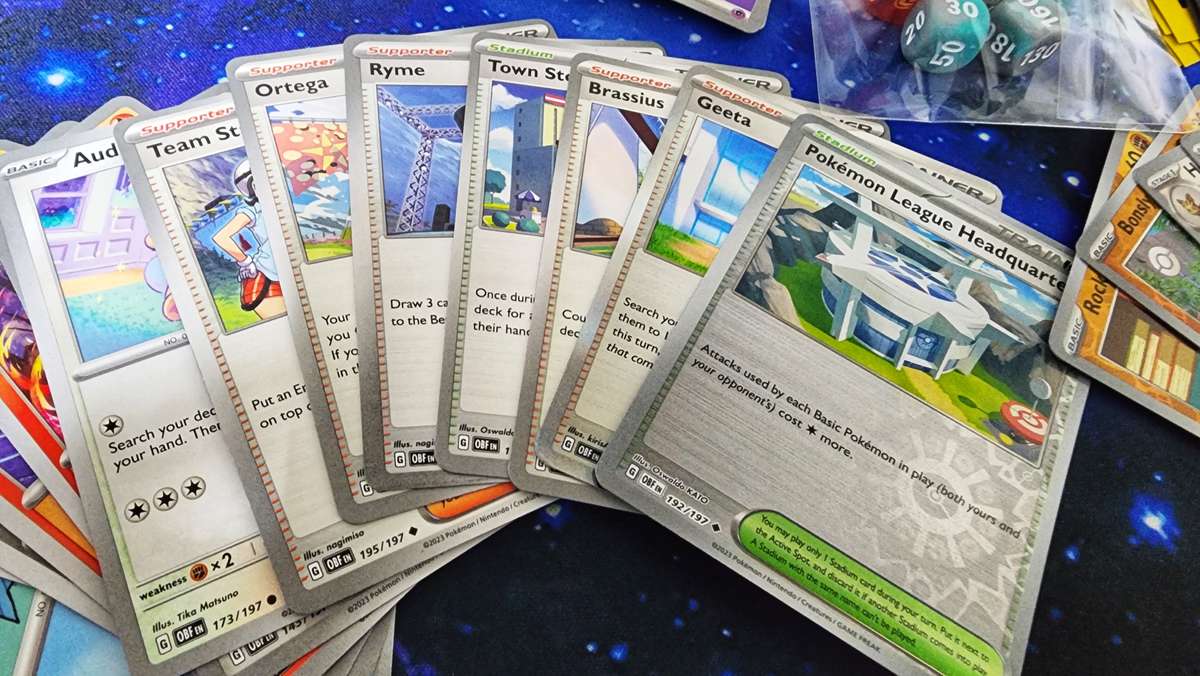 Charmander SVP044 Illustration Rare Promo - Pokemon Bundle