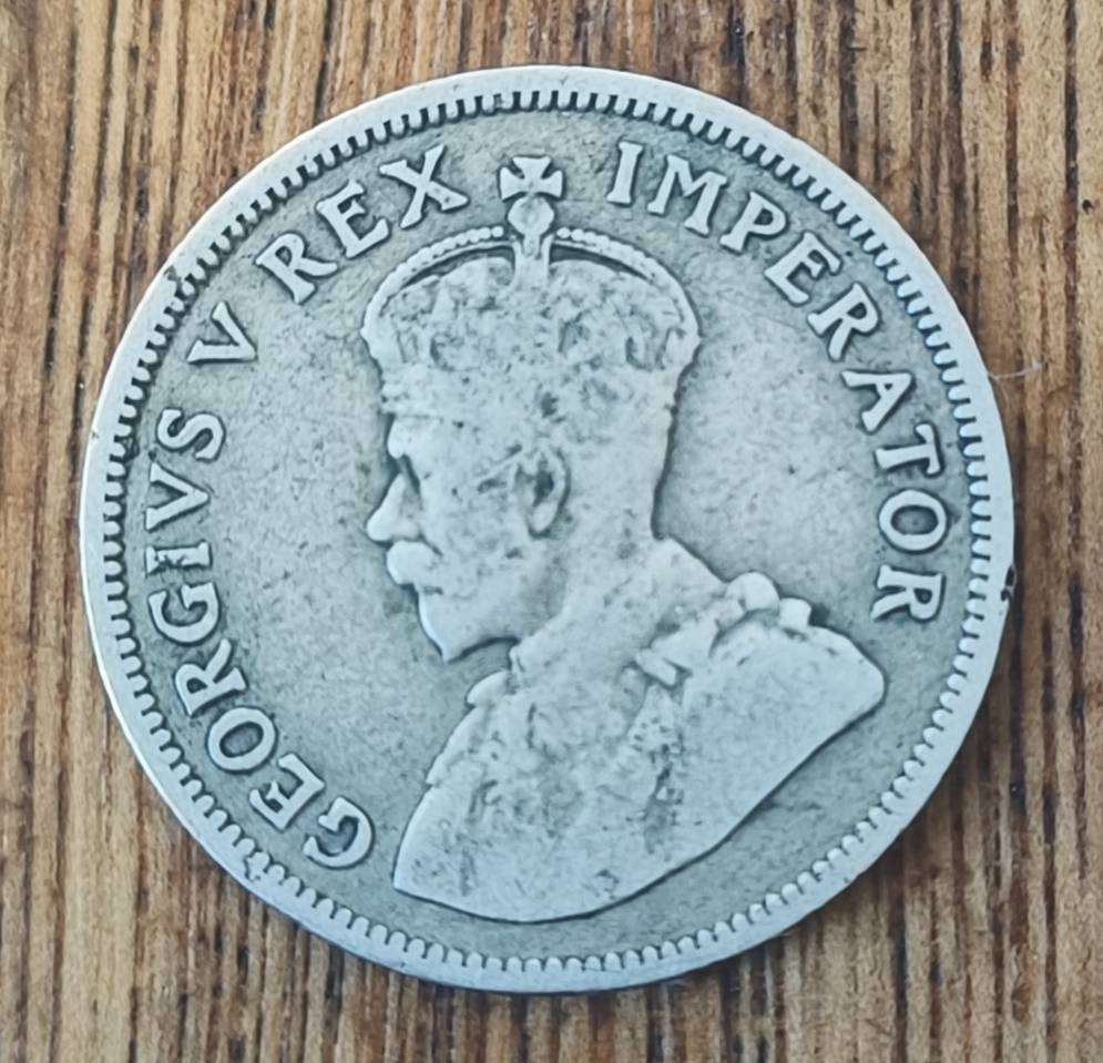 1932 ONE SHILLING UNION SILVER COIN