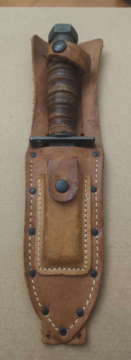 1967 CAMILLUS NY PILOTS SURVIVAL KNIFE