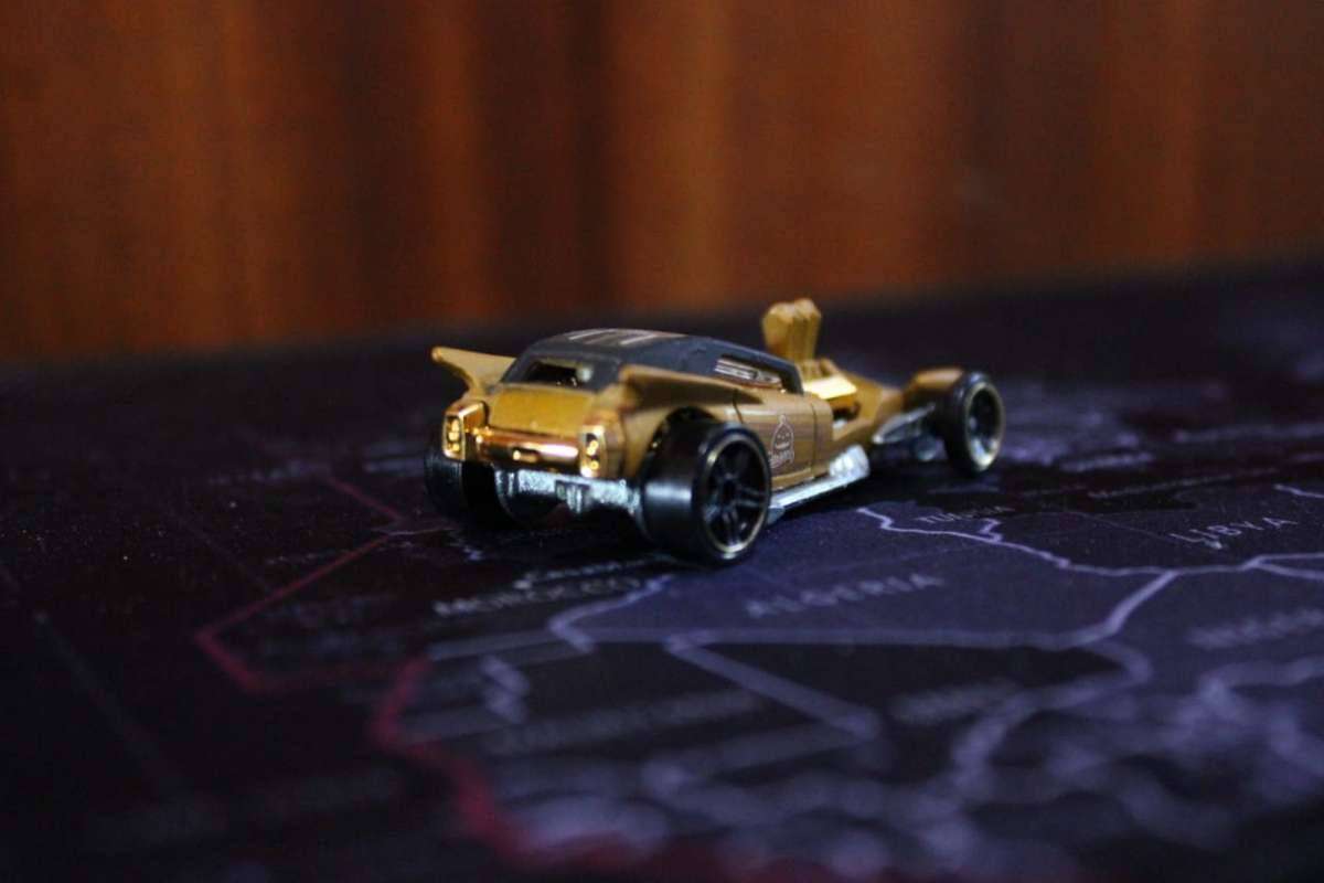 3 Hotwheels cars
