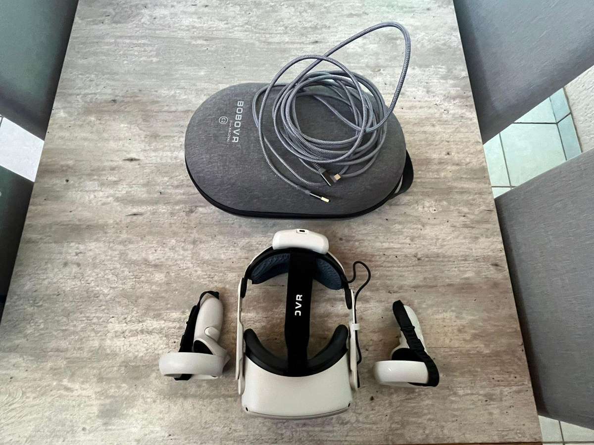 Quest 2 128GB Bundle