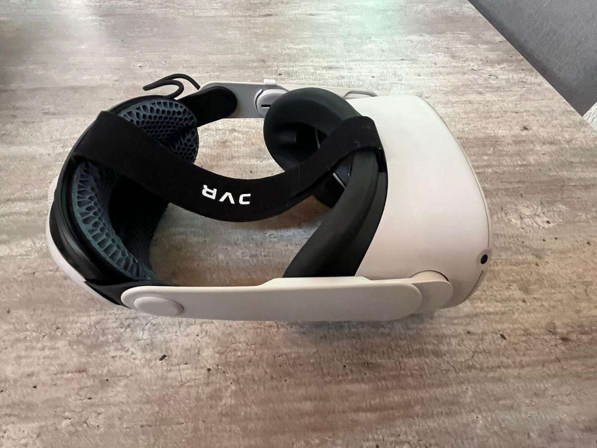 Quest 2 128GB Bundle