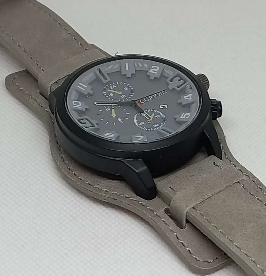 Men's Curren watch with date function