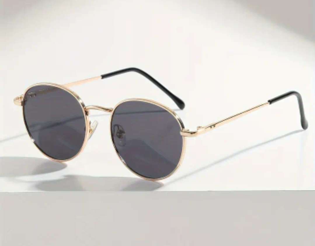 Round metal fashion sunglasses in PU soft leather case