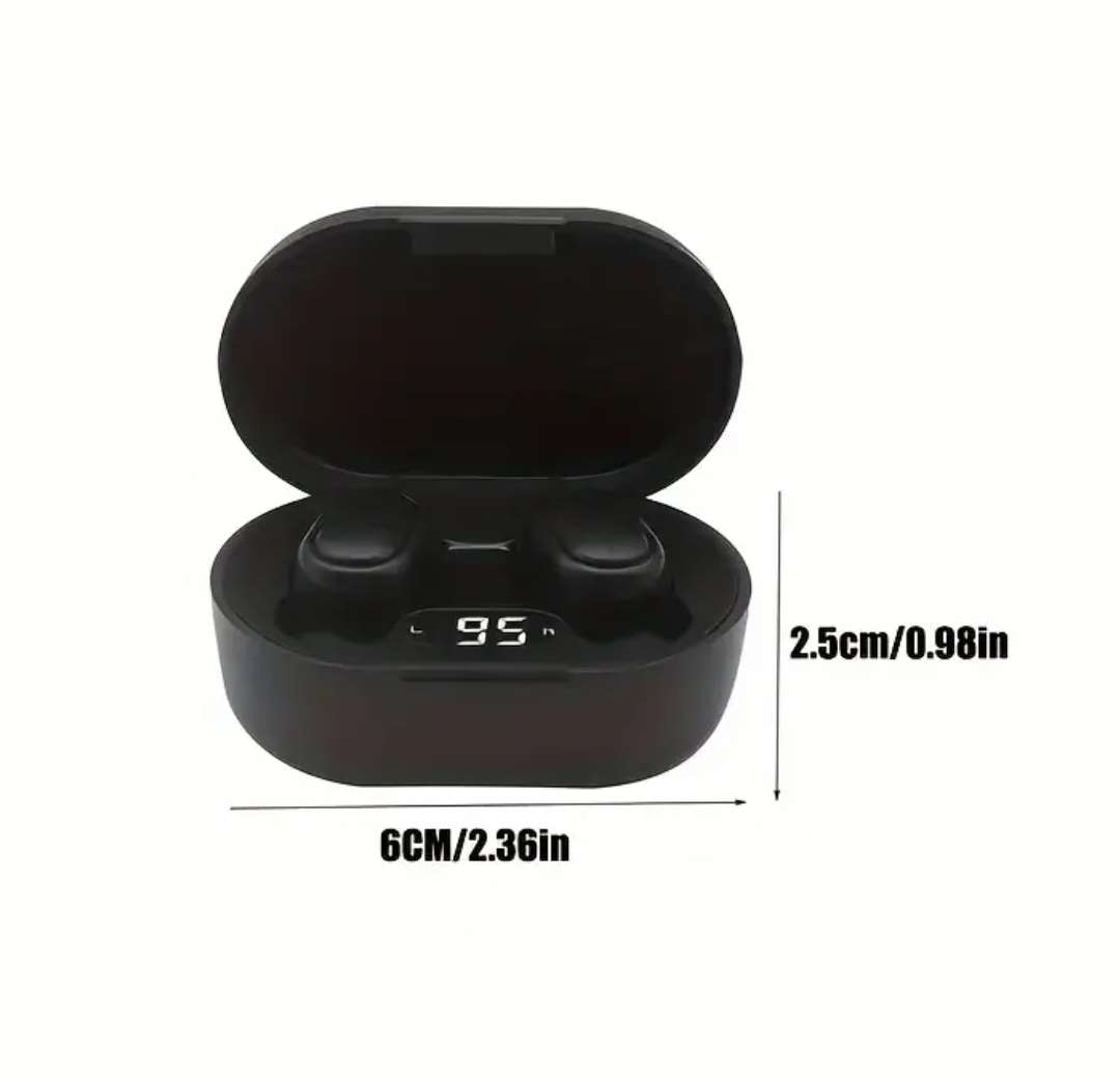 TWS earphones and power bank