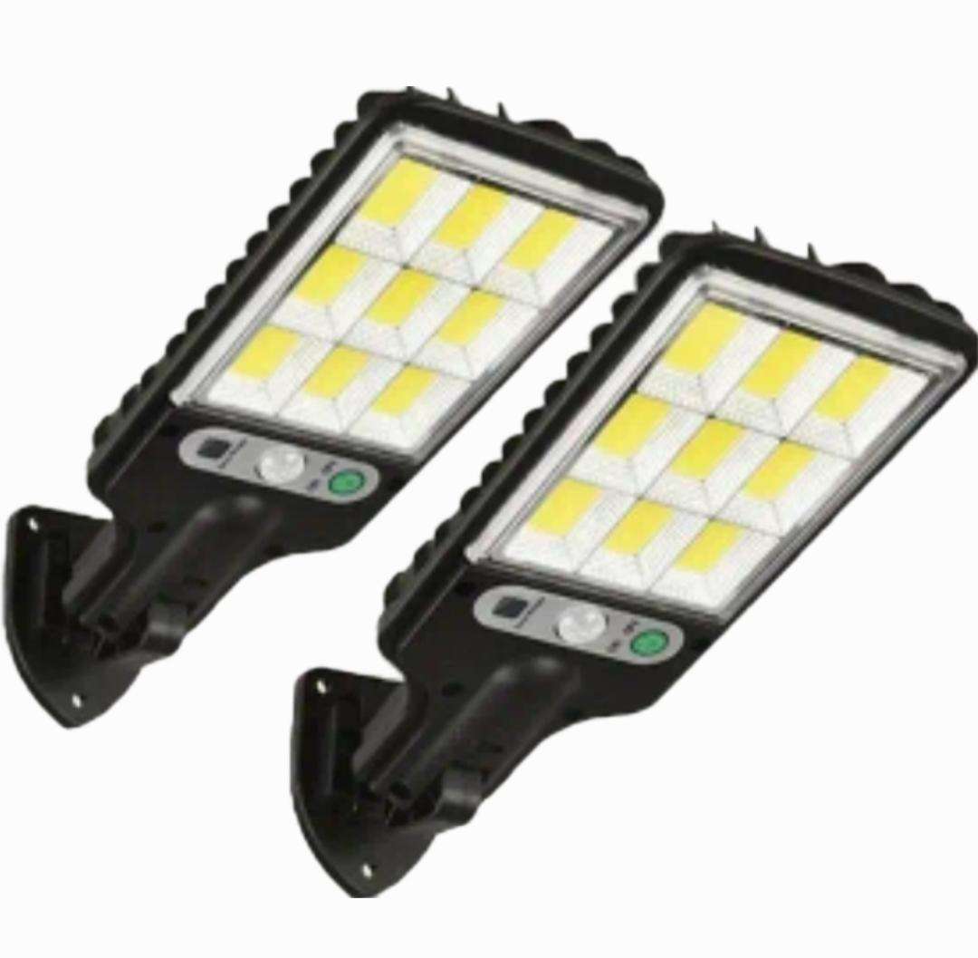 2 Pack Motion sensor outdoor solar light - Remote control operation