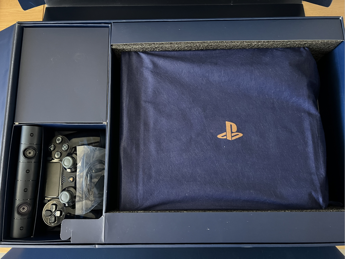 PS4 PRO PlayStation 4 Pro 2TB Console 500 Million Limited Edition