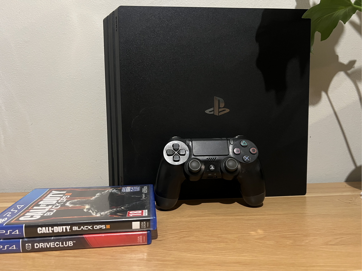 Sony PlayStation®4 Pro 1TB bundle with two games