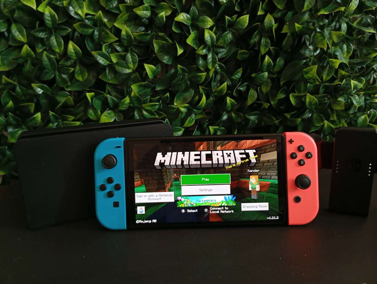 Nintendo Switch OLED Model - Hybrid Console