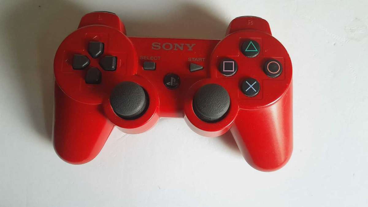 PS3 Red Limited Edition 1TB Excellent Condition + 5 great games