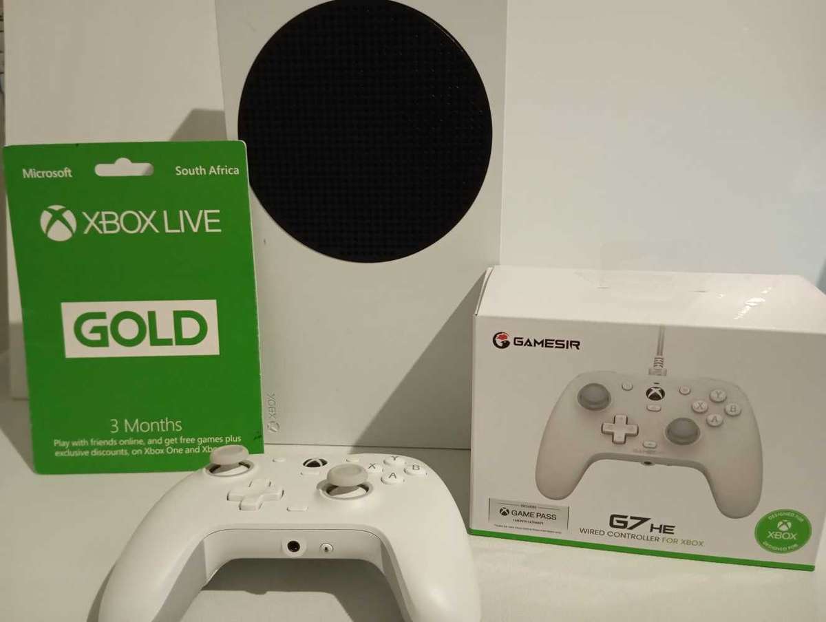 Xbox Series S + 3 Months Xbox Live + GameSir G7 SE Controller  Ultimate Gaming Bundle!