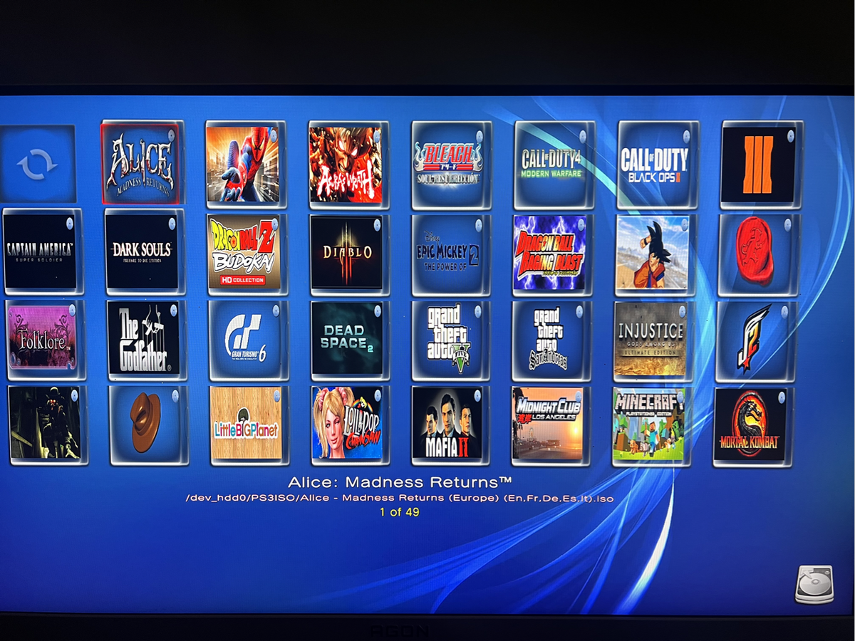 PS3 Super Slim White Edition  500GB  45+ Games Installed