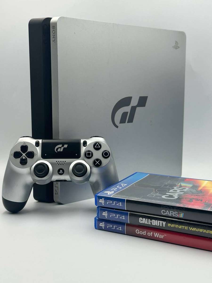 PS4 Slim GT Sport Limited Edition (1TB) + GT DualShock 4 + 3 Games