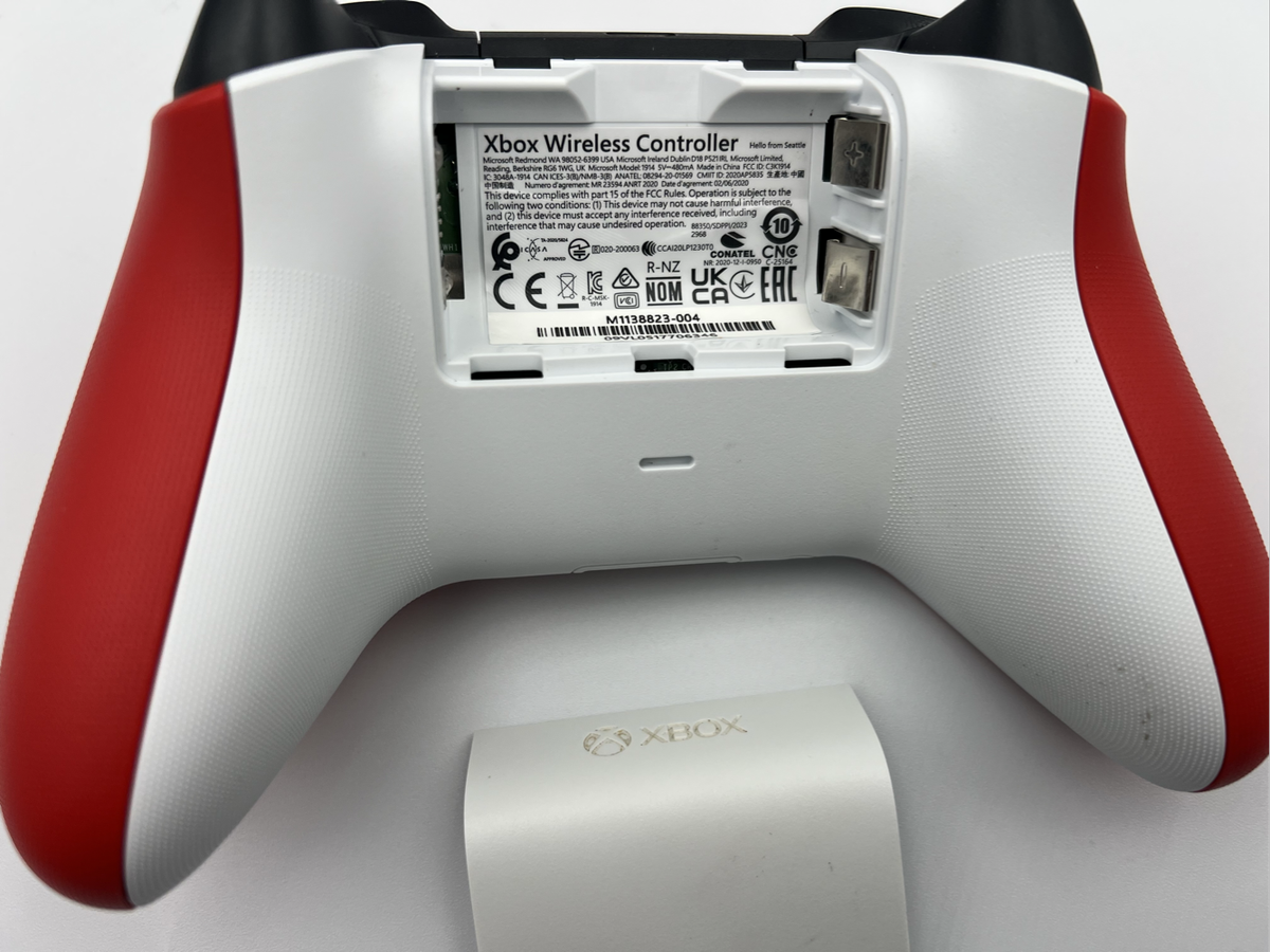 Xbox Series S/X Wireless Controller  Pulse Red