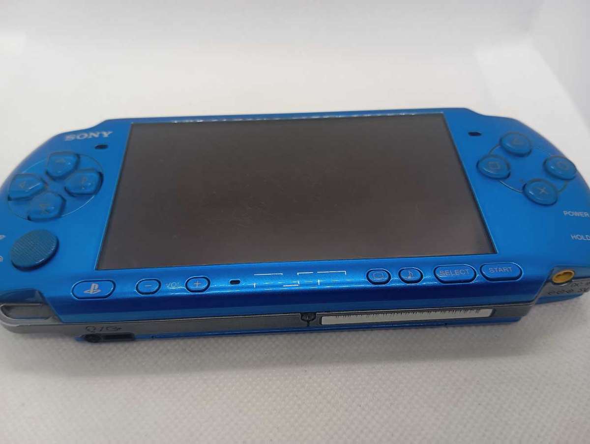 PSP 3004 Limited Edition Blue Loaded with 40+ Games (64GB Memory Card)
