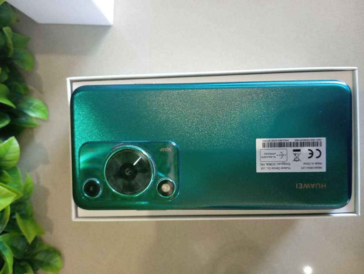 Huawei Nova Y72 Dual Sim  128GB in new like condition