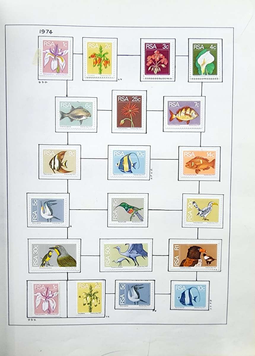 Davo Stamp Album: South Africa 1910-1994: Filled with Used Hinged: Finds Possible