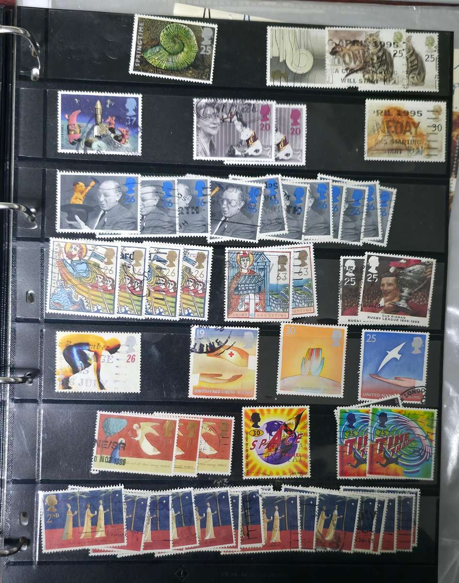 Protector Stamp File: 20 Pages with Unchecked World Mix - Used