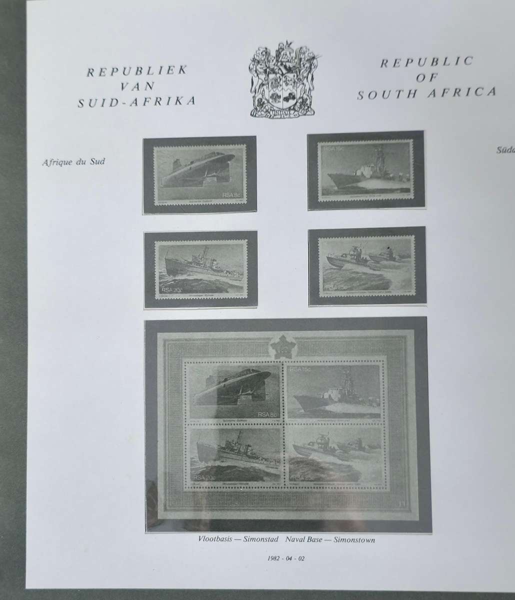 Davo Type Album: RSA Pre-Printed (No Pockets) in Sleave - 1961-1982: Nice Starter!