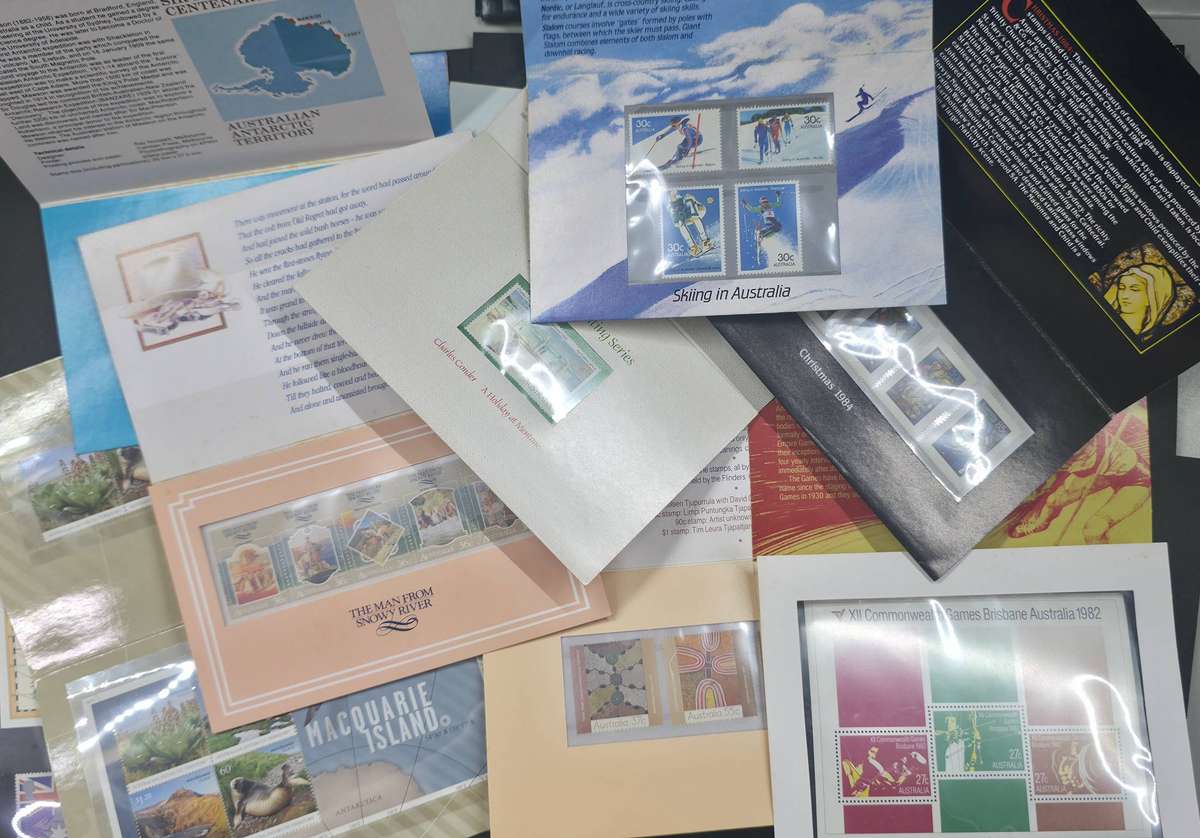 Australia Presentation Pack Lot: 17 Packs with Australia Post Mint Stamp Sets as per Scans