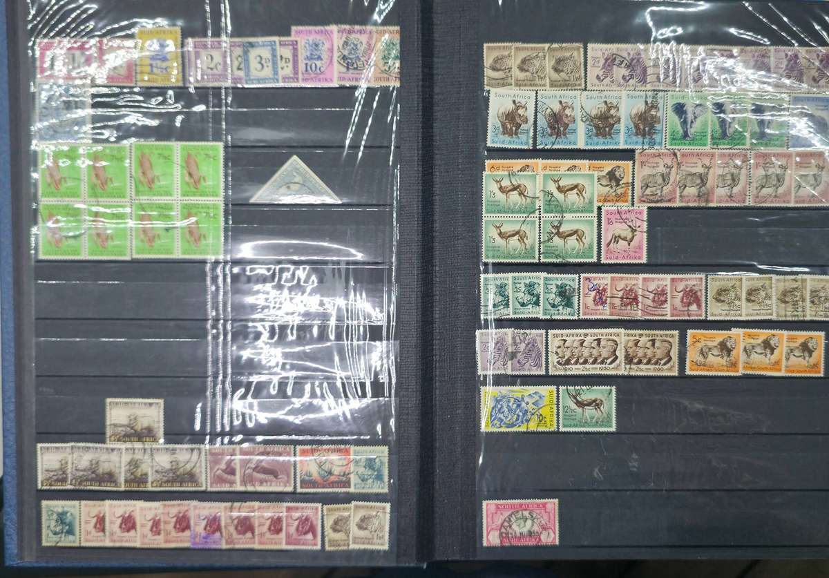 Lighthouse Stock Book: 16 Page/32 Sides Black with Used Union/ RSA