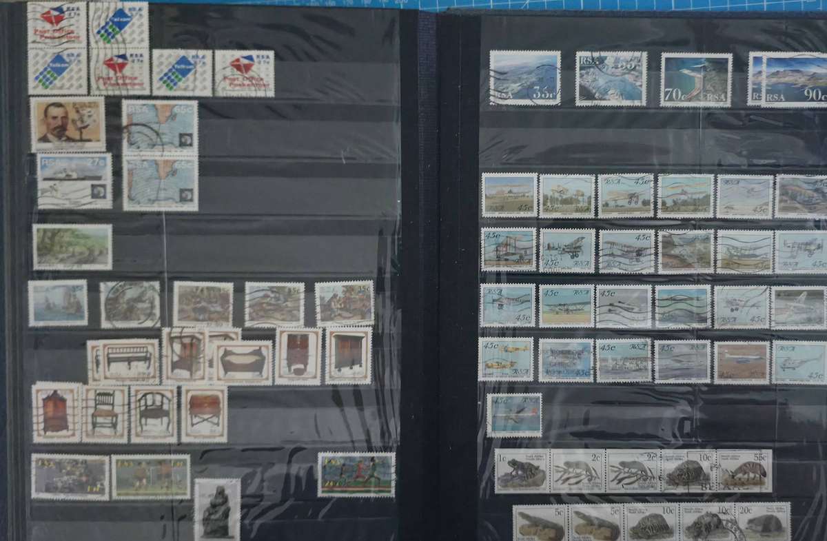 Lighthouse Stock Book: 16 Page/32 Sides Black with Used Union/ RSA