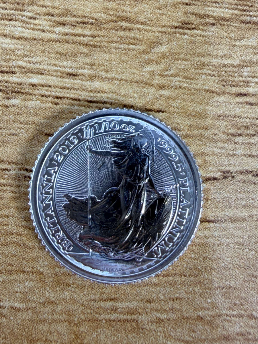 Royal Mint Britannia 1/10 oz Platinum Coin
