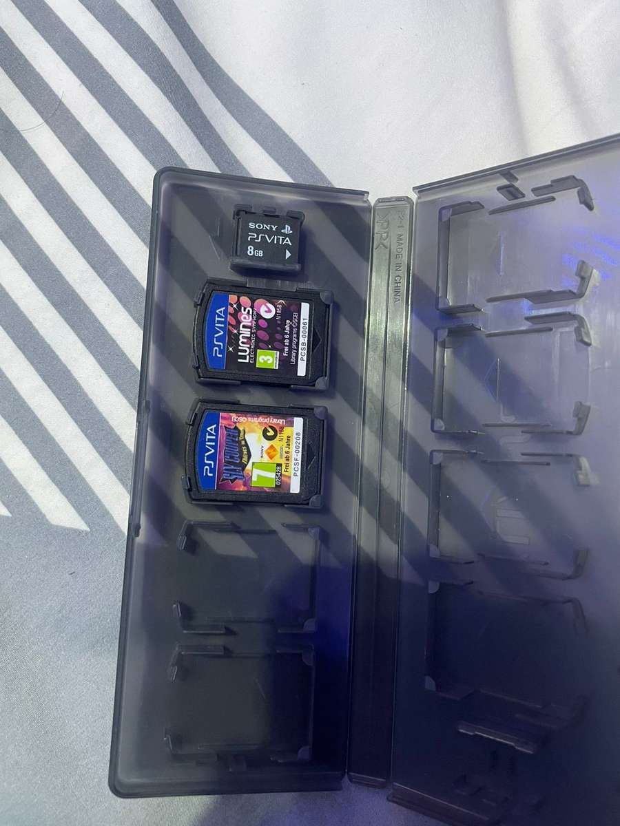 Sony PS VITA PCH-1004