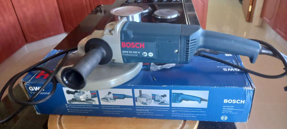Bosch Gws 20-230 H Professional Angle Grinder