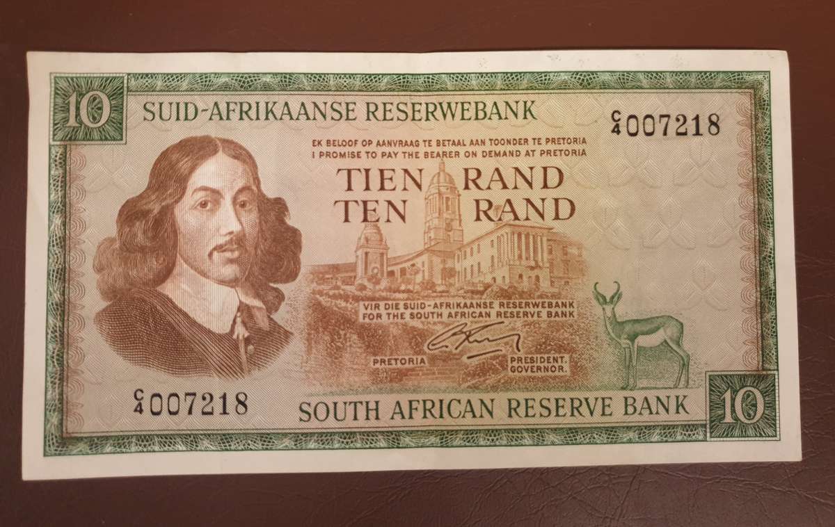 G Rissik R10  C/6 low denomination  in great condition