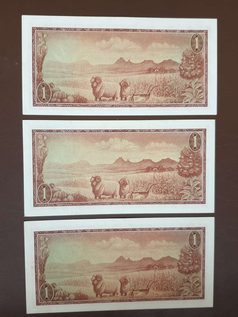 G Rissik R1 A/35,A59,A70 in mint condition.