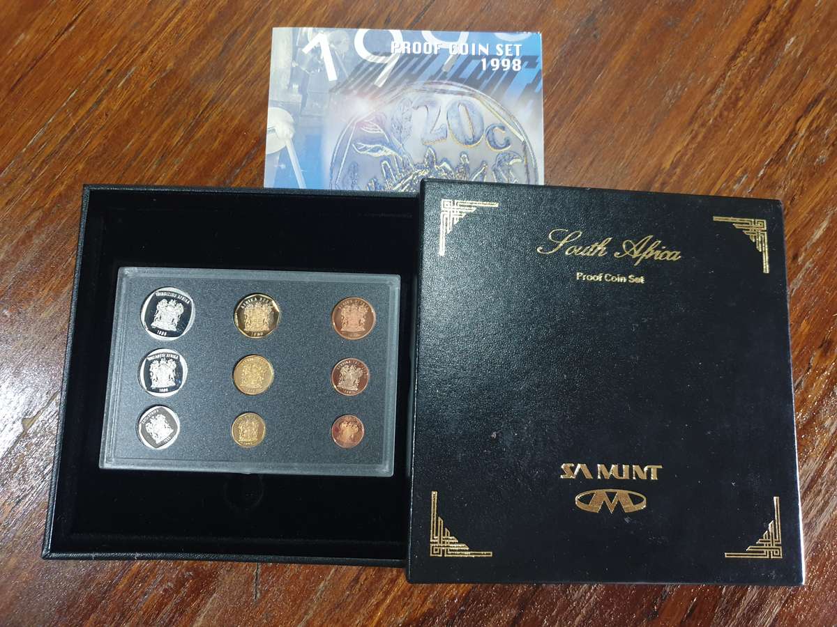 1998 Proof set in Mint box. Low start.
