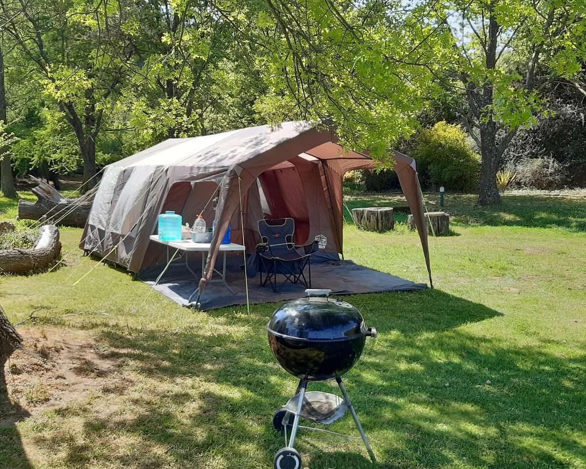 CAMPMASTER Molopa Tent
