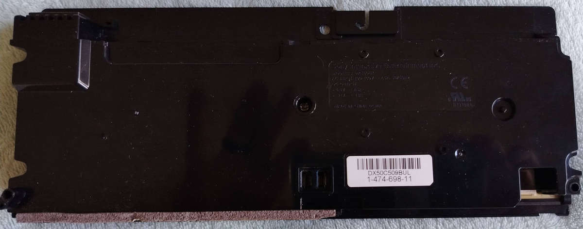 Playstation 4 Slim 500GB CUH-2116A (Not working)