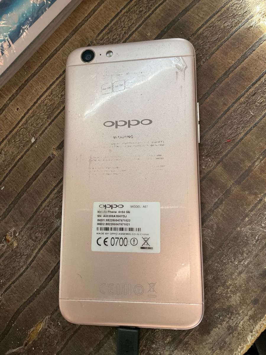 Oppo A57 (2016)