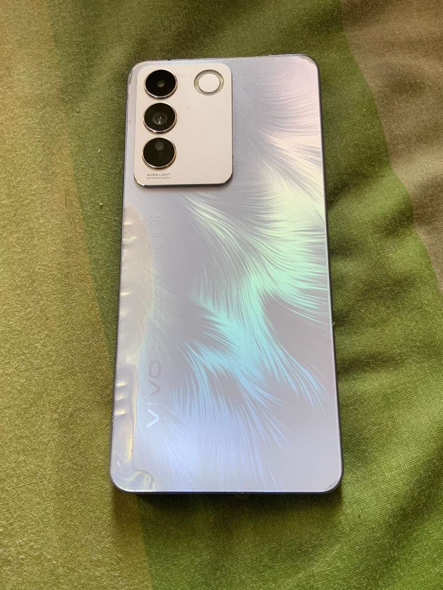 Vivo v27e