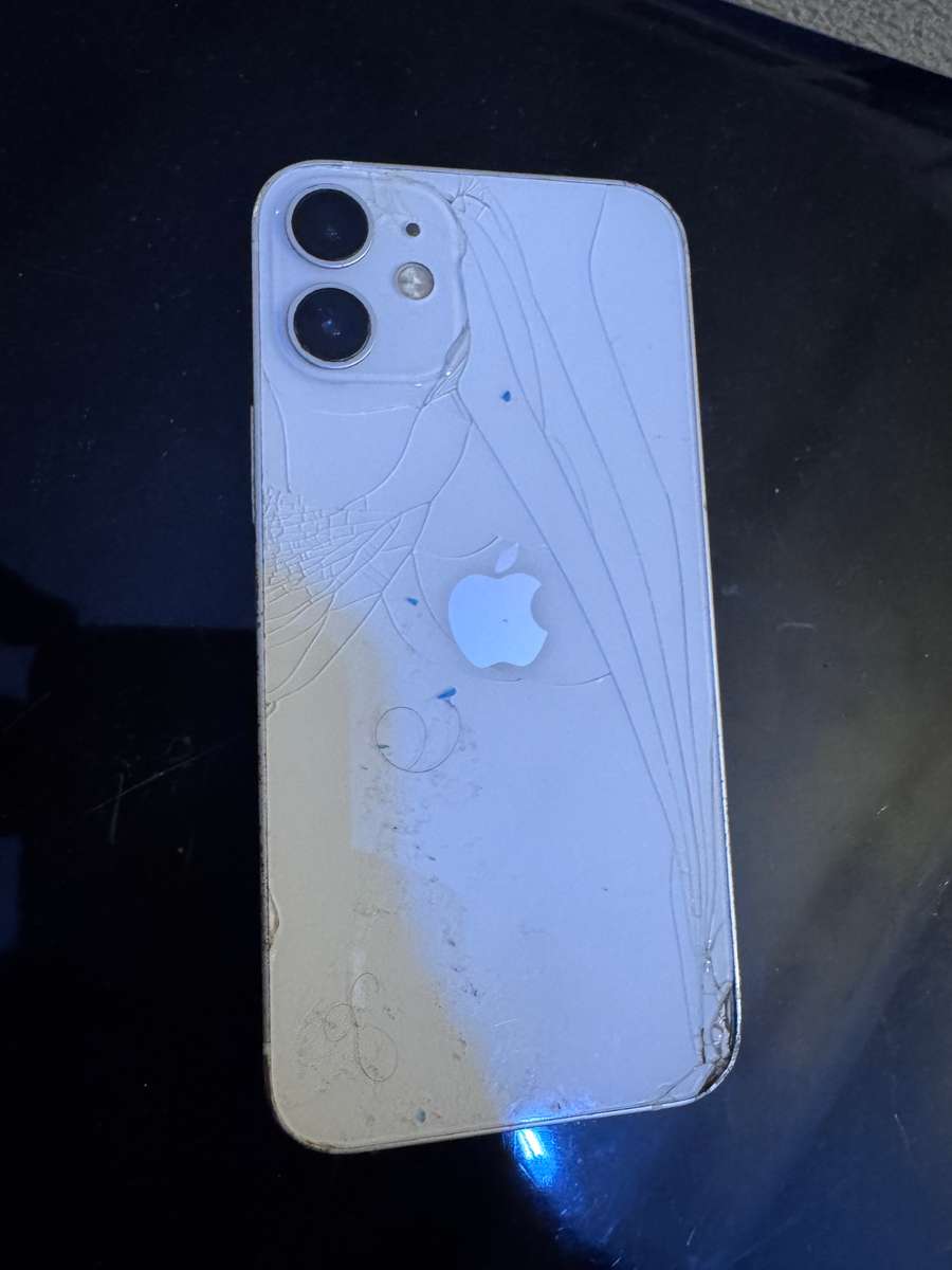 Apple iPhone 12 mini