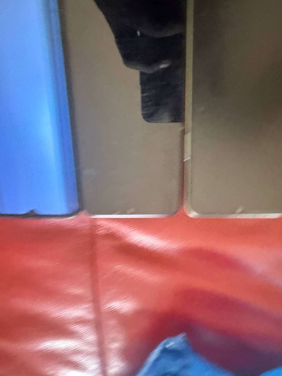 3 Honor phones for parts