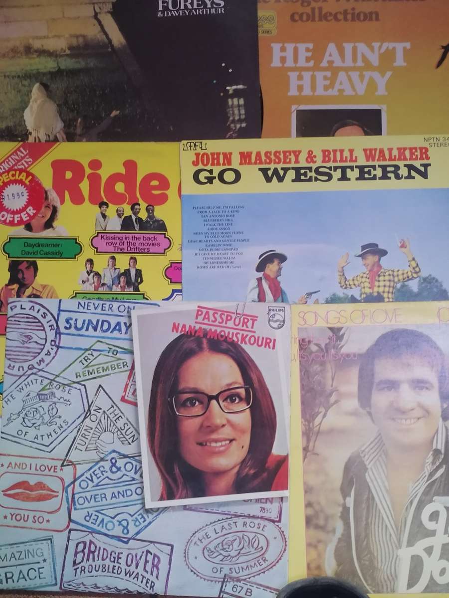 20x INTERNATIONAL VINYL'S IN GOOD TO EXCELLENT  COND. - SEE BELOW FOR INFO.