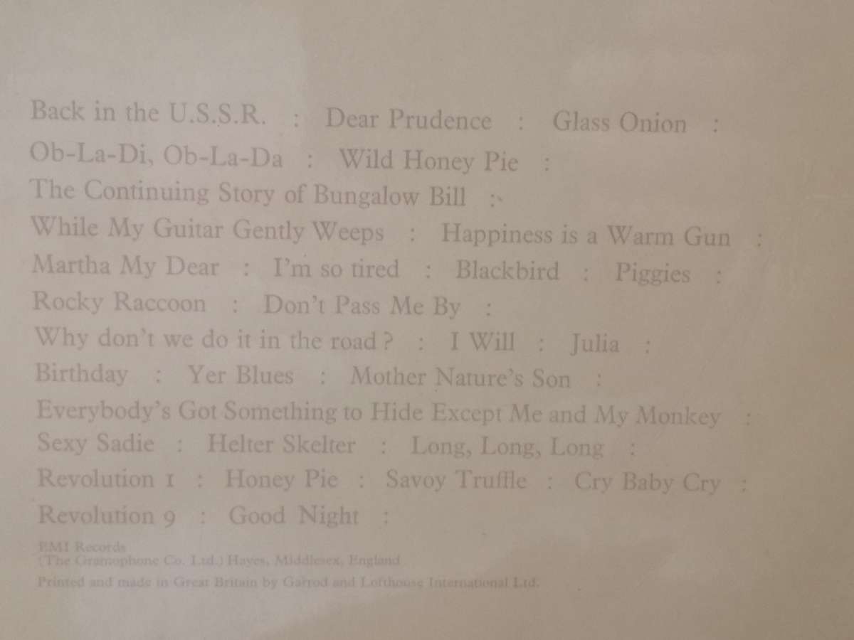 SCARCE - THE BEATLES - WHITE ALBUM  (DOUBLE ALBUM) - VINYL'S IN VERY GOOD COND. - SEE BELOW FOR INFO