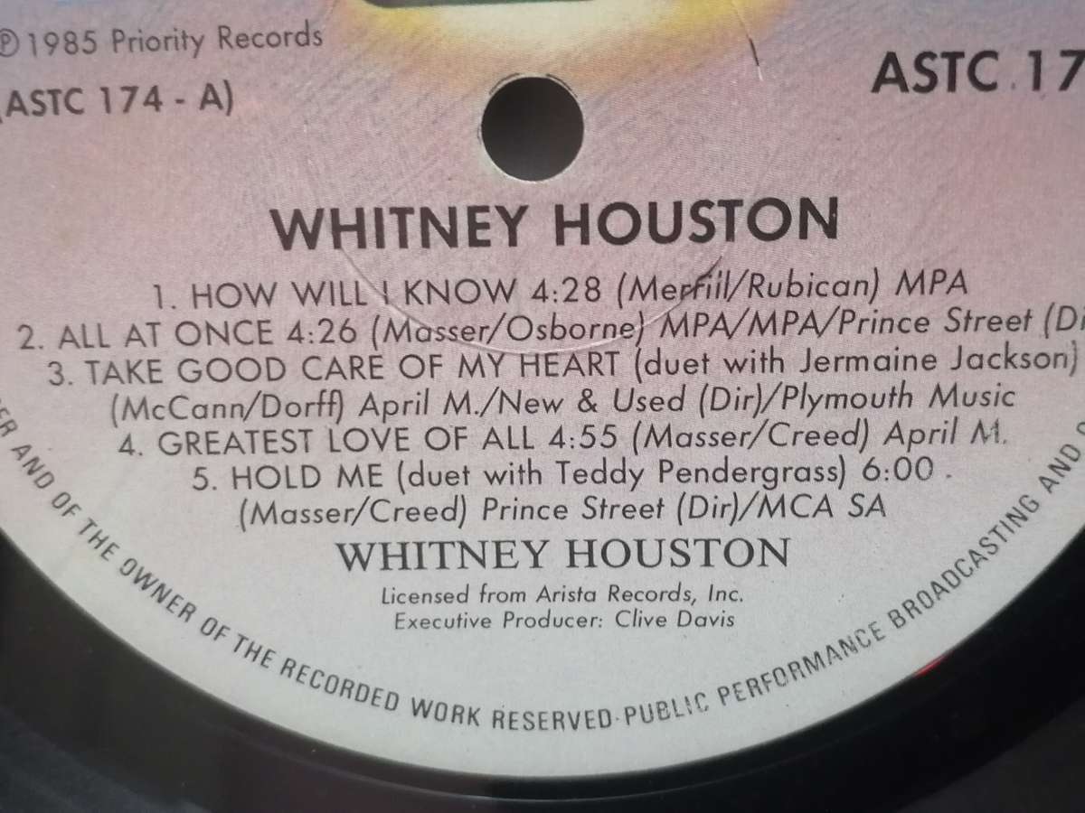 WHITNEY HOUSTON - VINYL IN VERY GOOD COND. - SEE BELOW FOR INFO.