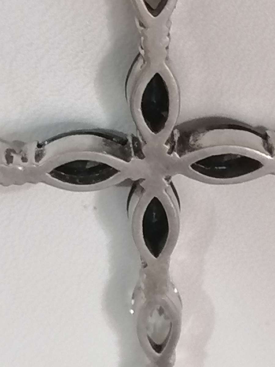 STUNNING HIGH QUALITY STERLIN SILVER LARGE STONE CROSS PENDANT - PLEASE READ BELOW FOR INFO.