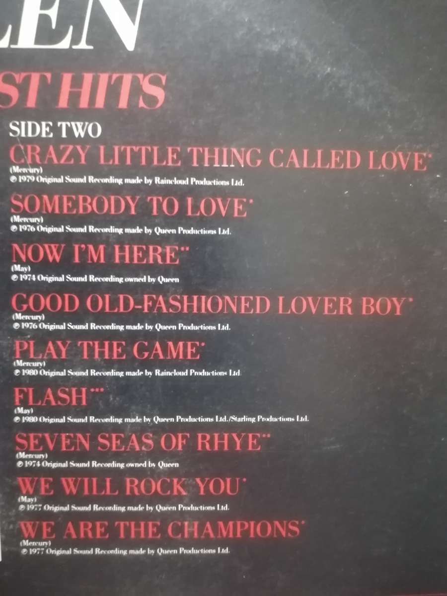 QUEEN (GREATEST HITS) - VINYL IN VERY GOOD COND. - SEE BELOW FOR INFO.