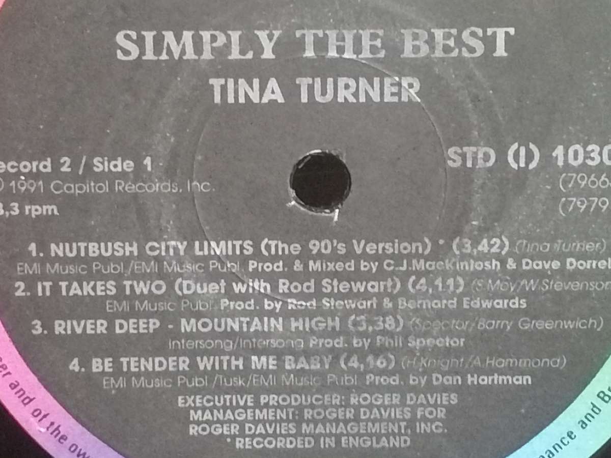 Tina Turner, Simply the Best, double album, vinyl's in very good condition.