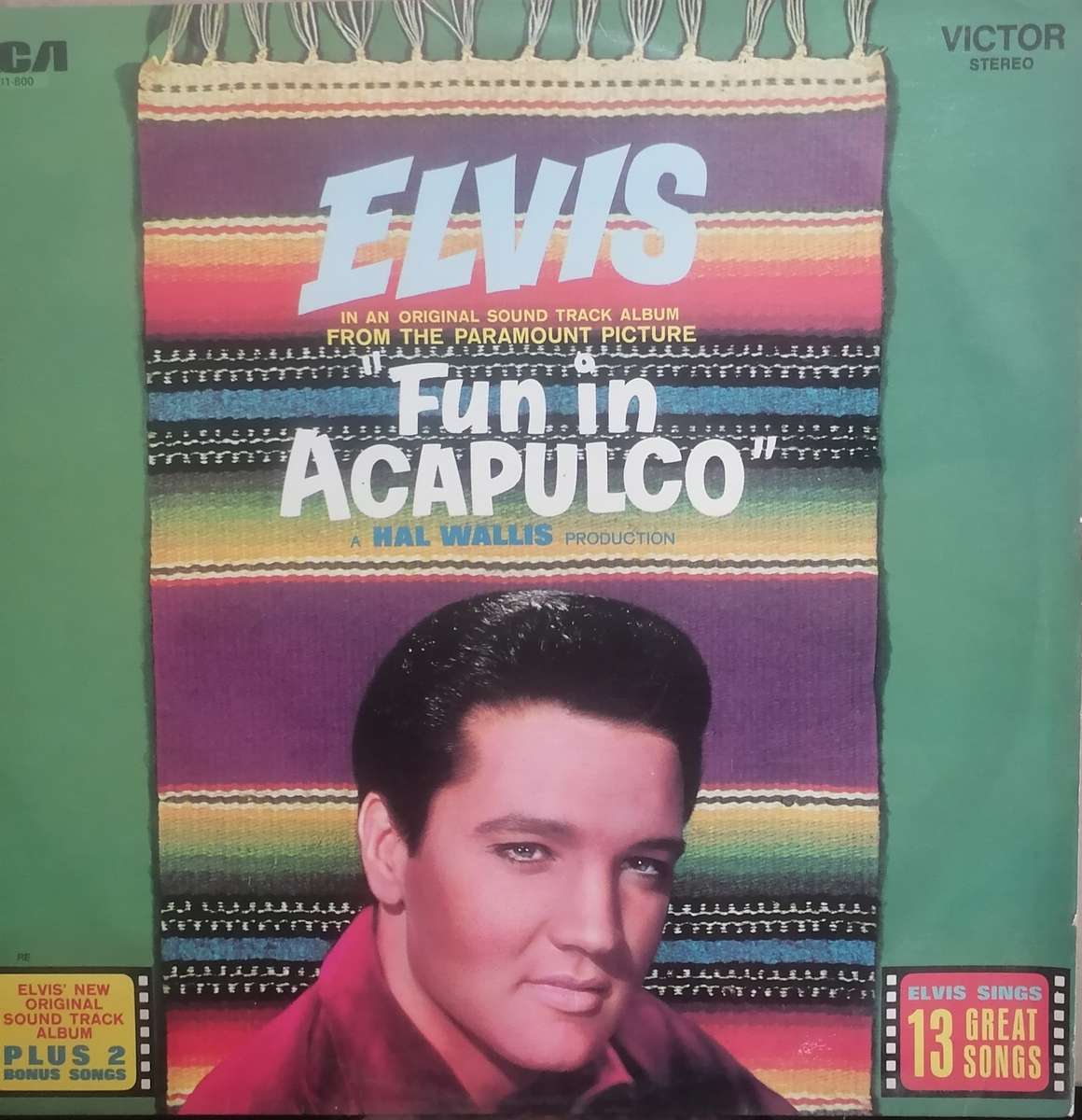 Elvis Presley 'Fun in Acapulco'  Vinyl in excellent condition.