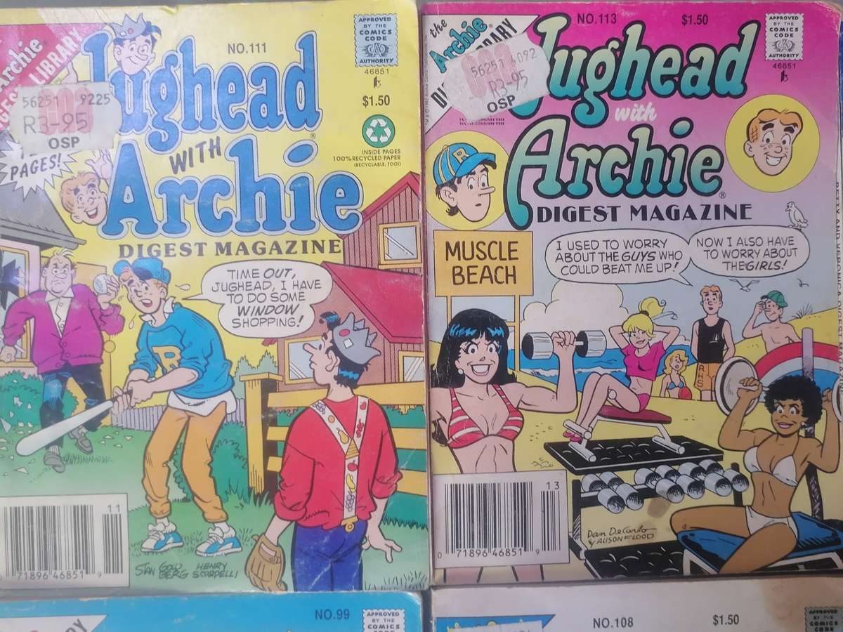 6x Vintage A5 Comic books , good condition.